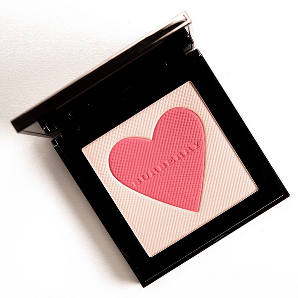 Burberry London With Love makeup collection 1