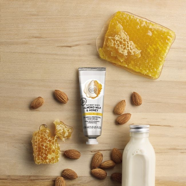 The Body Shop Almond Milk & Honey 3